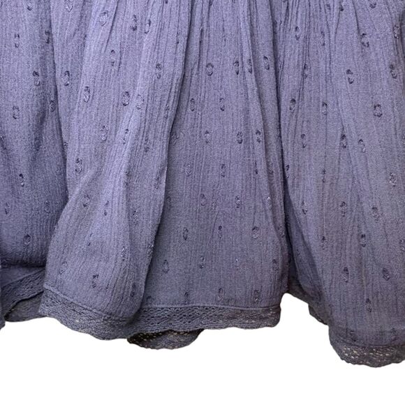 American Eagle Front Twist Blouse Dark Grey Size Medium - Picture 6 of 8